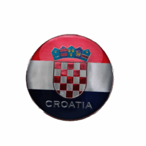 Magnet za frižider, Hrvatski suvenir, Oblik čepa sa Hrv.zastavom i otvaračem za boce