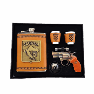 Pljoska set s čašicama Hrvatski suvenir poklon set Pljoska 2 čaše upaljač u obliku revolvera DJH0018