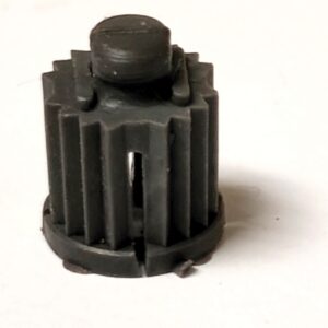 Element za spoj kapice i tijela obrtaja na gumicu Crni