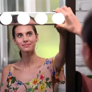 KOZMETIČKI ORGANIZATORI I OGLEDALA