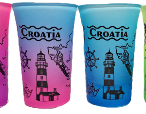 Čašice za rakiju, Hrvatski suvenir, Visoke mat, morski motivi, karta Hrvatske 0,30 12 kom set